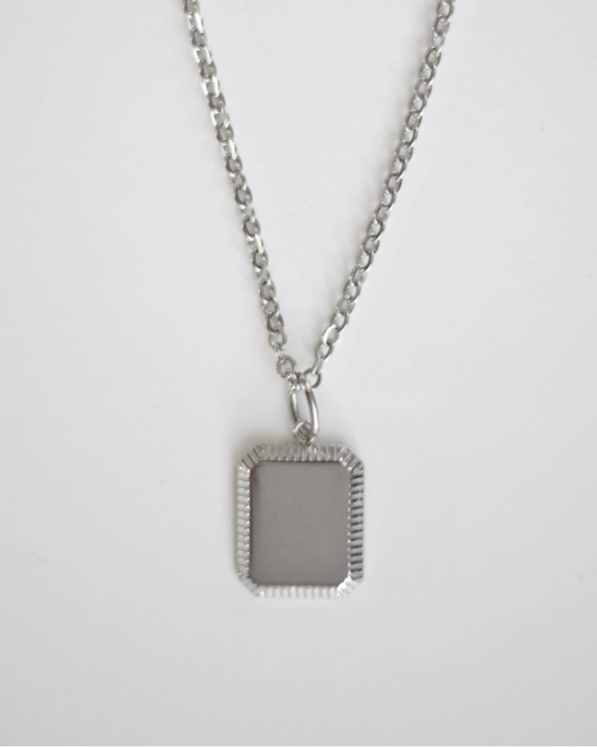 Silver Arlo Engraved Necklace