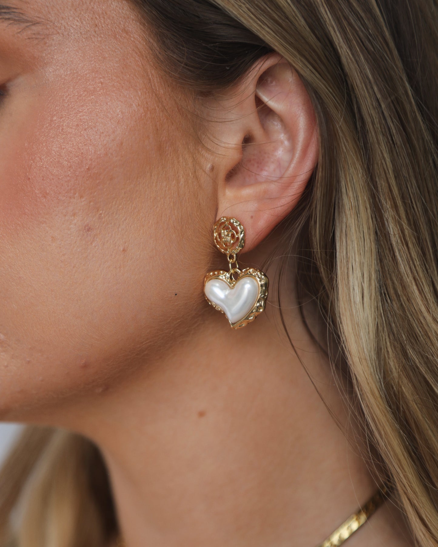 Amor Earrings