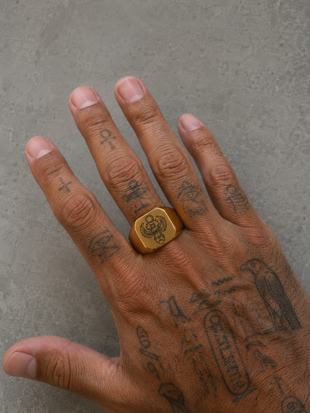 Custom Engraving Signet Ring Ollie