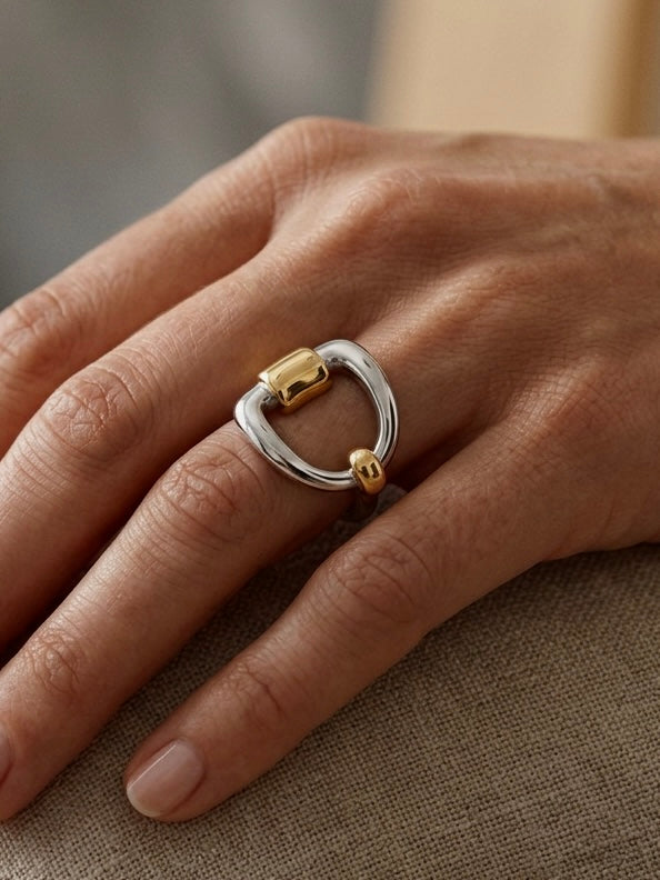 Buckle Ring