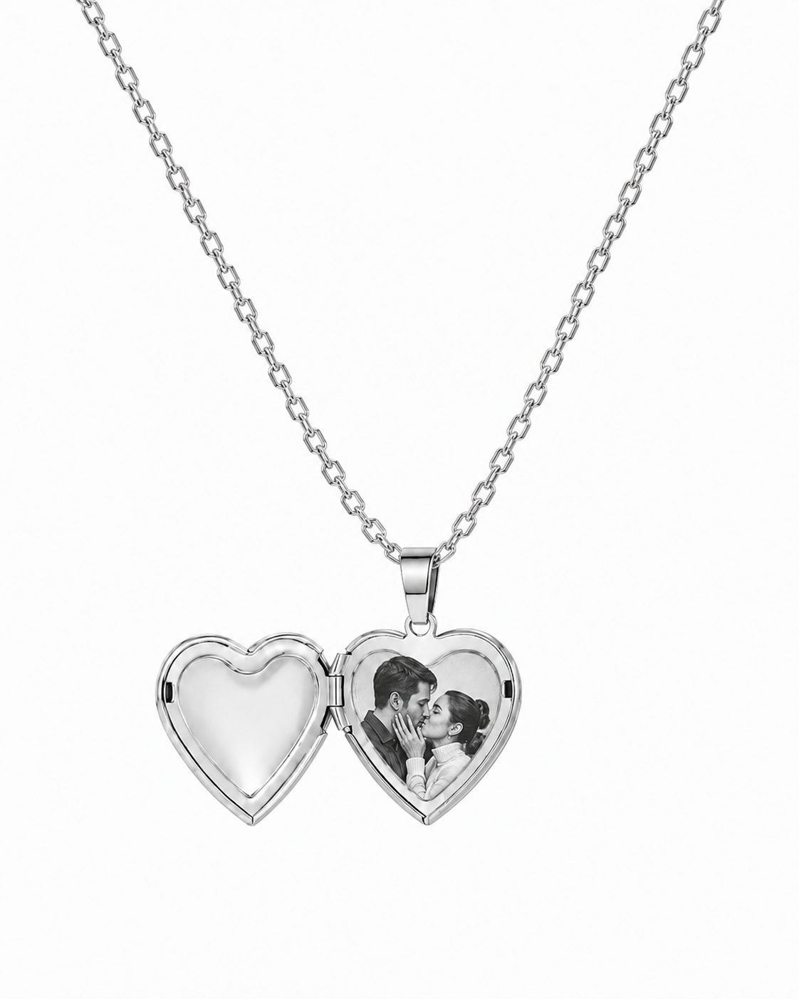 Aiko Custom Engraved Locket – Silver